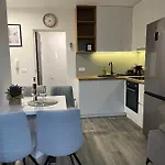 Apartment Ante's Split